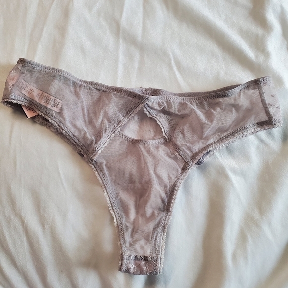 Victoria's Secret Dream Angels Grey Lace Very Cheeky Cutout Back - Size Small - Picture 6 of 6